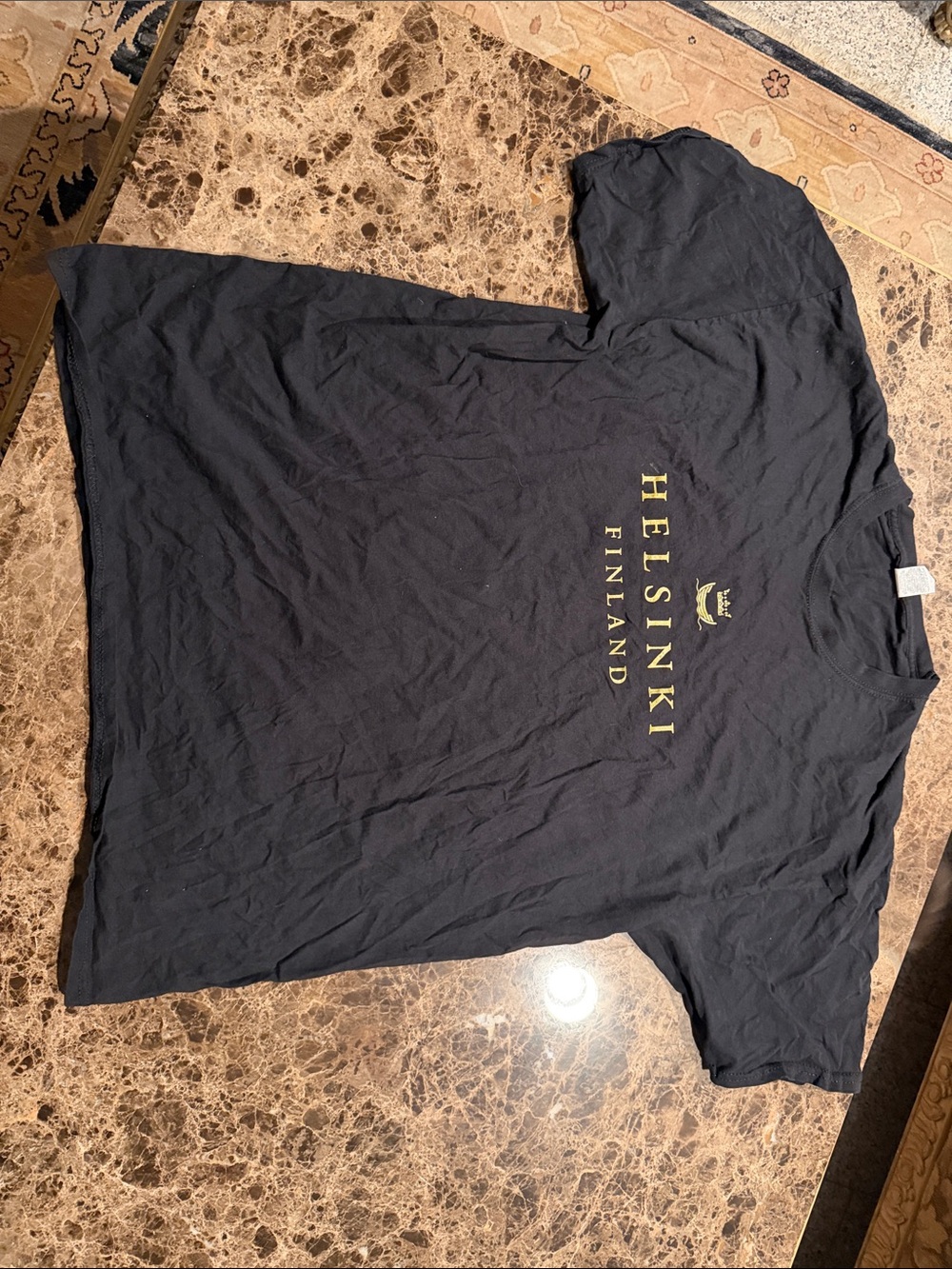 Fruit of the Loom Black T-Shirt with Gold "Helsinki Finland" Graphic